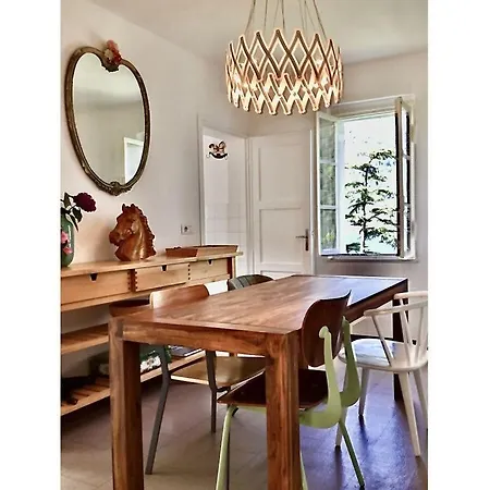 Louisa Tivan Appartement Nesso